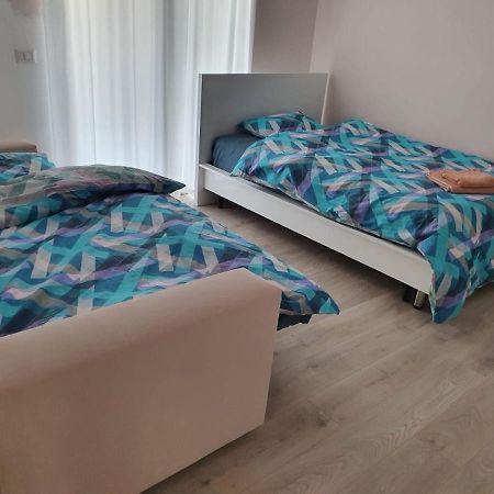 Luxurious Double Bedroom Suite Tirana Exterior foto